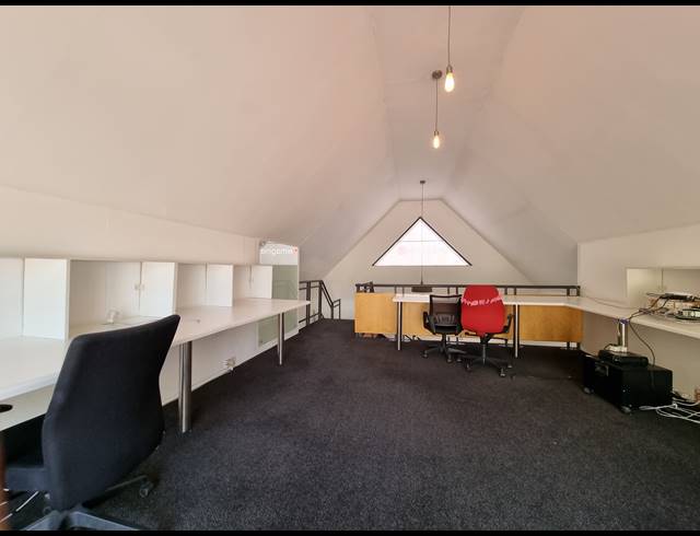 131M² OFFICE FOR SALE IN RIVONIA